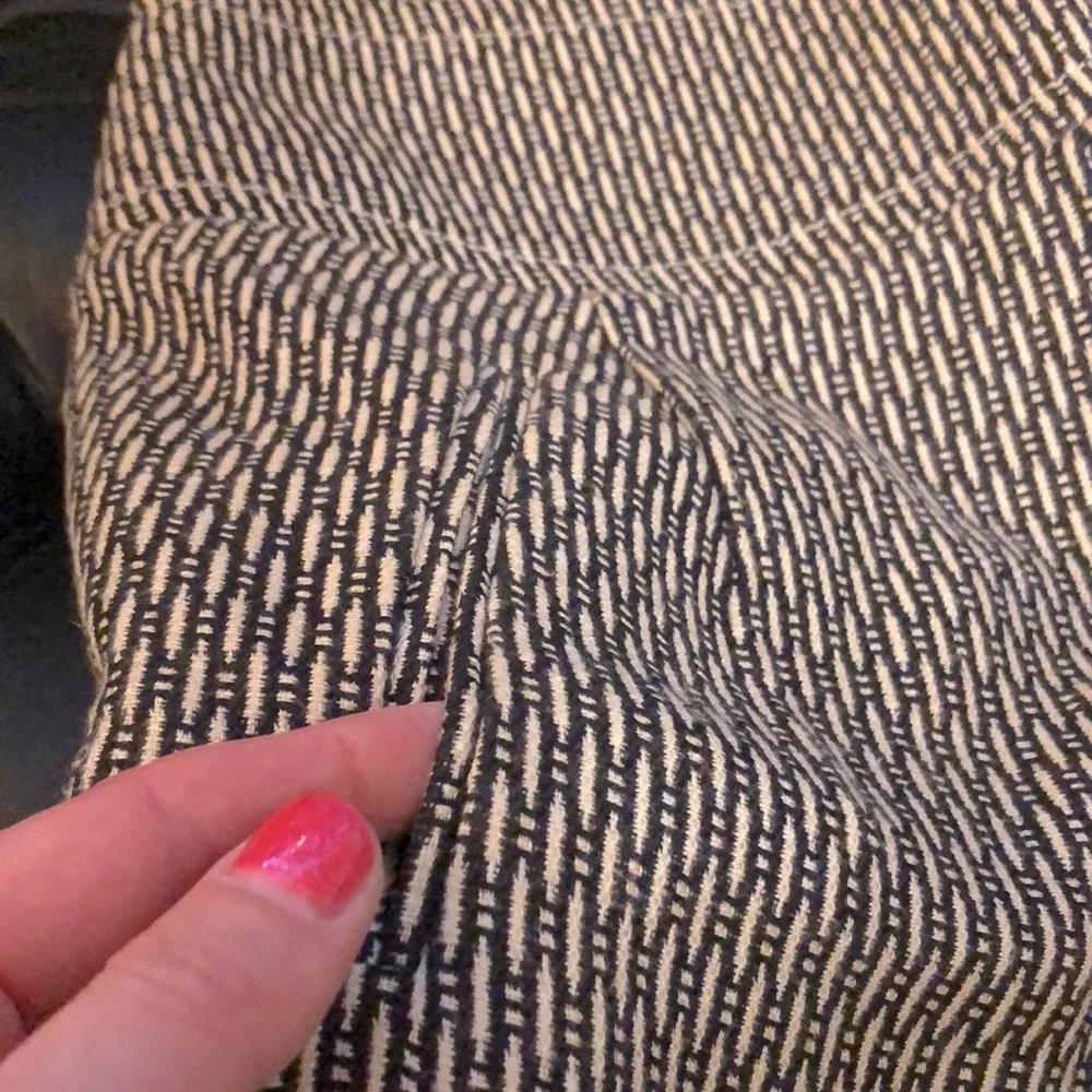 Tracy Reese | Black & White Skirt | Size 2 - Picture 3 of 6